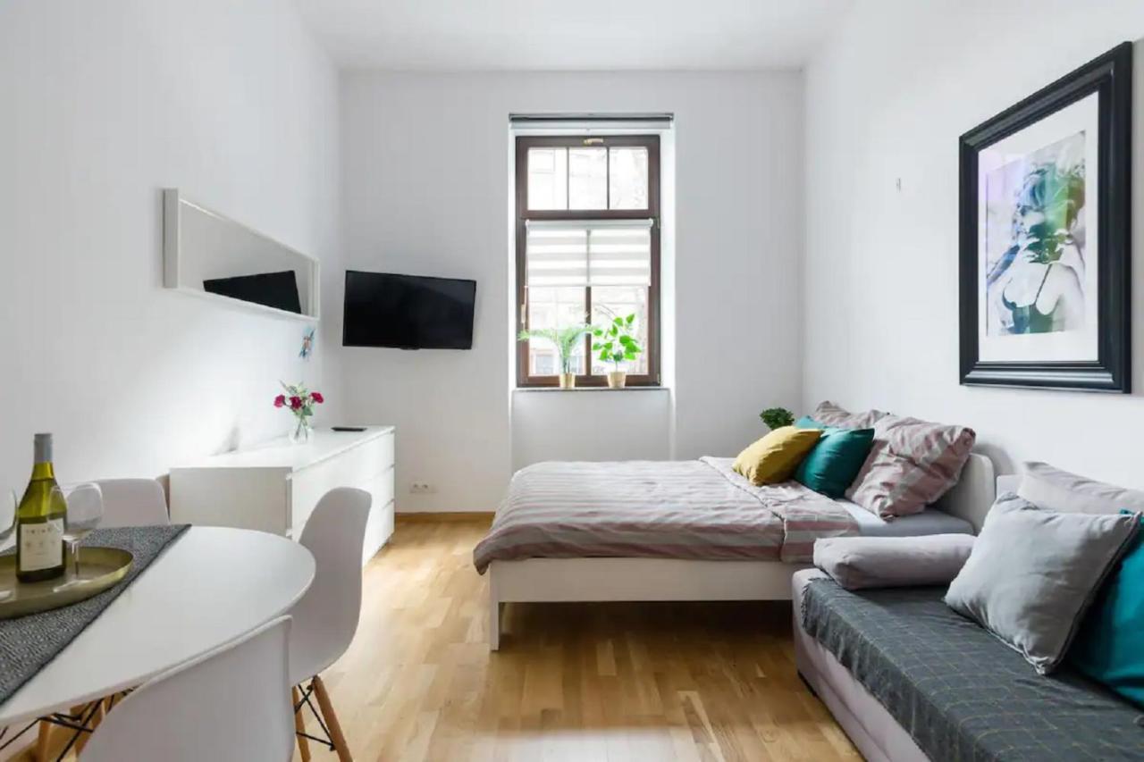 Discover - 5 Borowickiej St - Next To Opera And Unity Centre * Krakow
